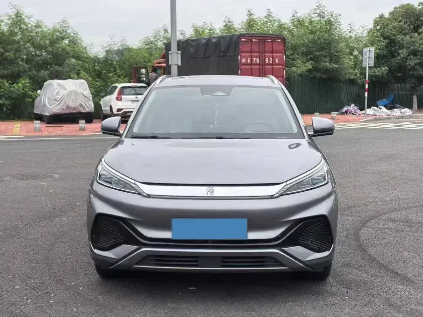 2025 BYD YUAN thumbnail 2