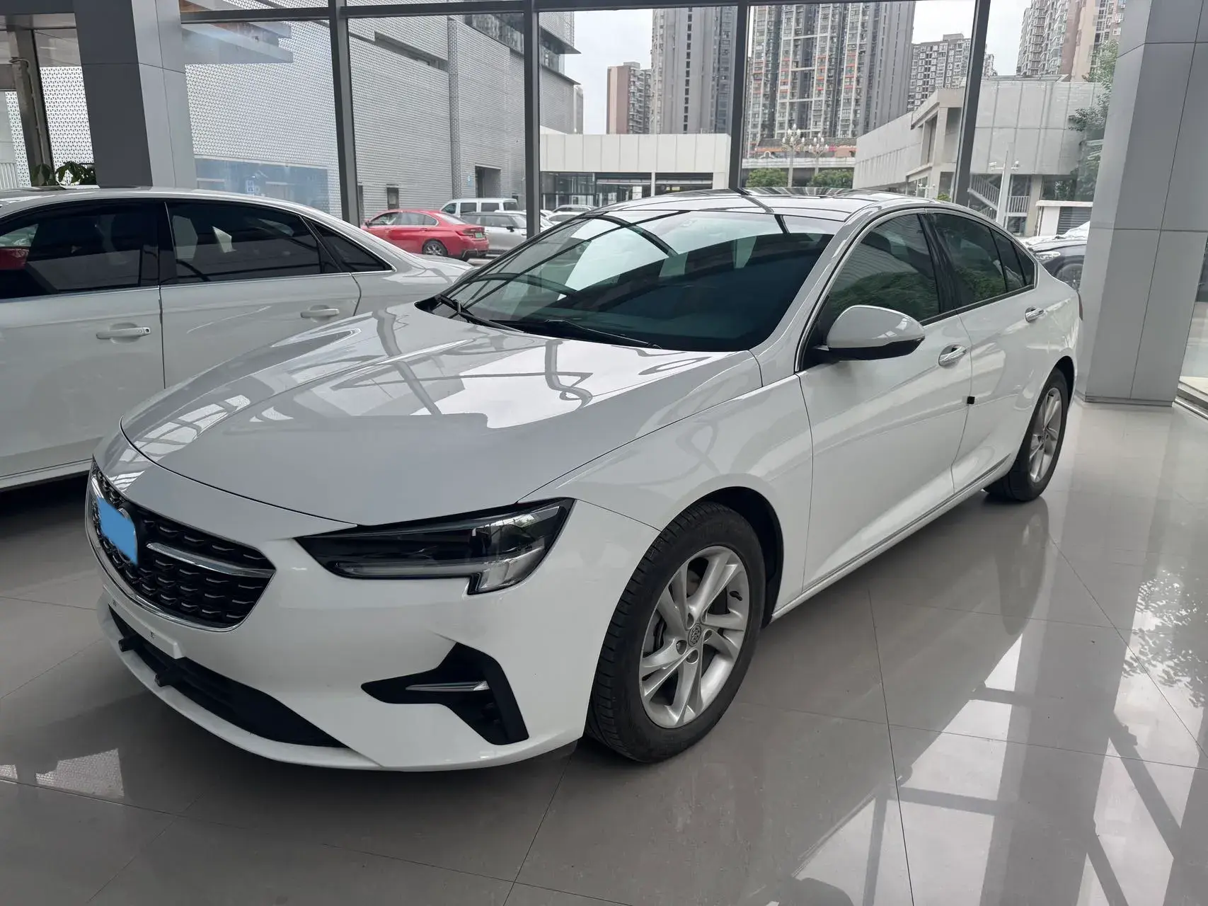 2020 BUICK REGAL view 1