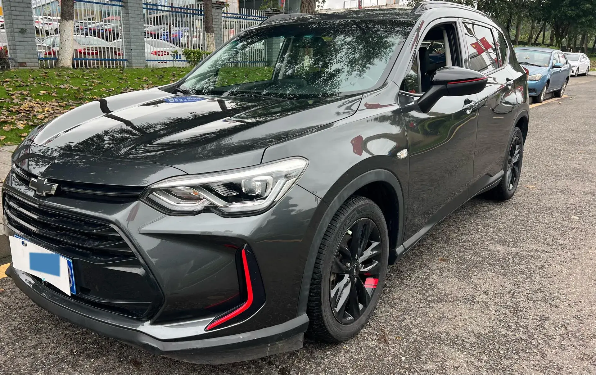 2018 CHEVROLET ORLANDO view 1