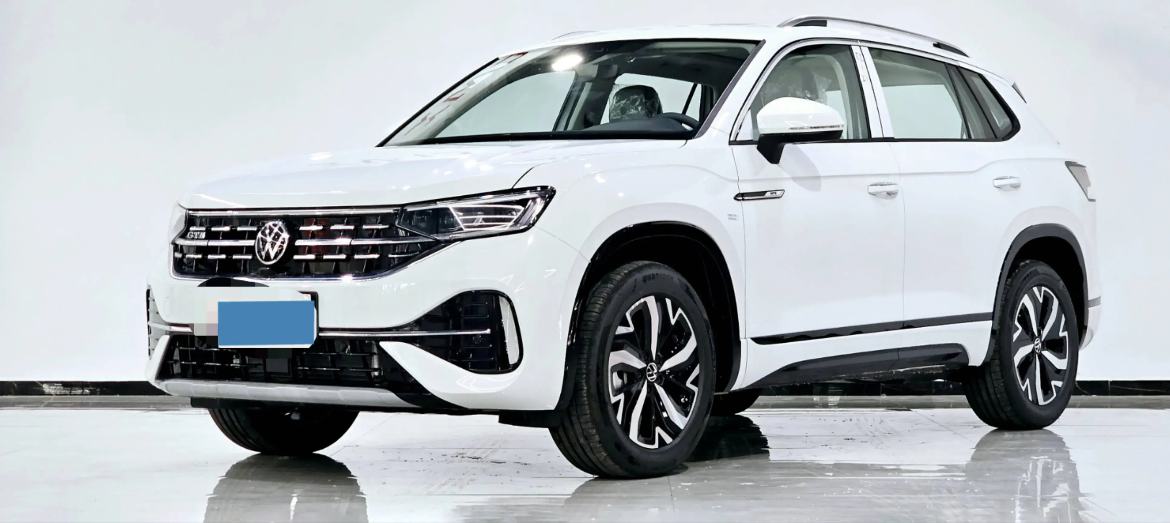 2023 VOLKSWAGEN TAYRON view 1