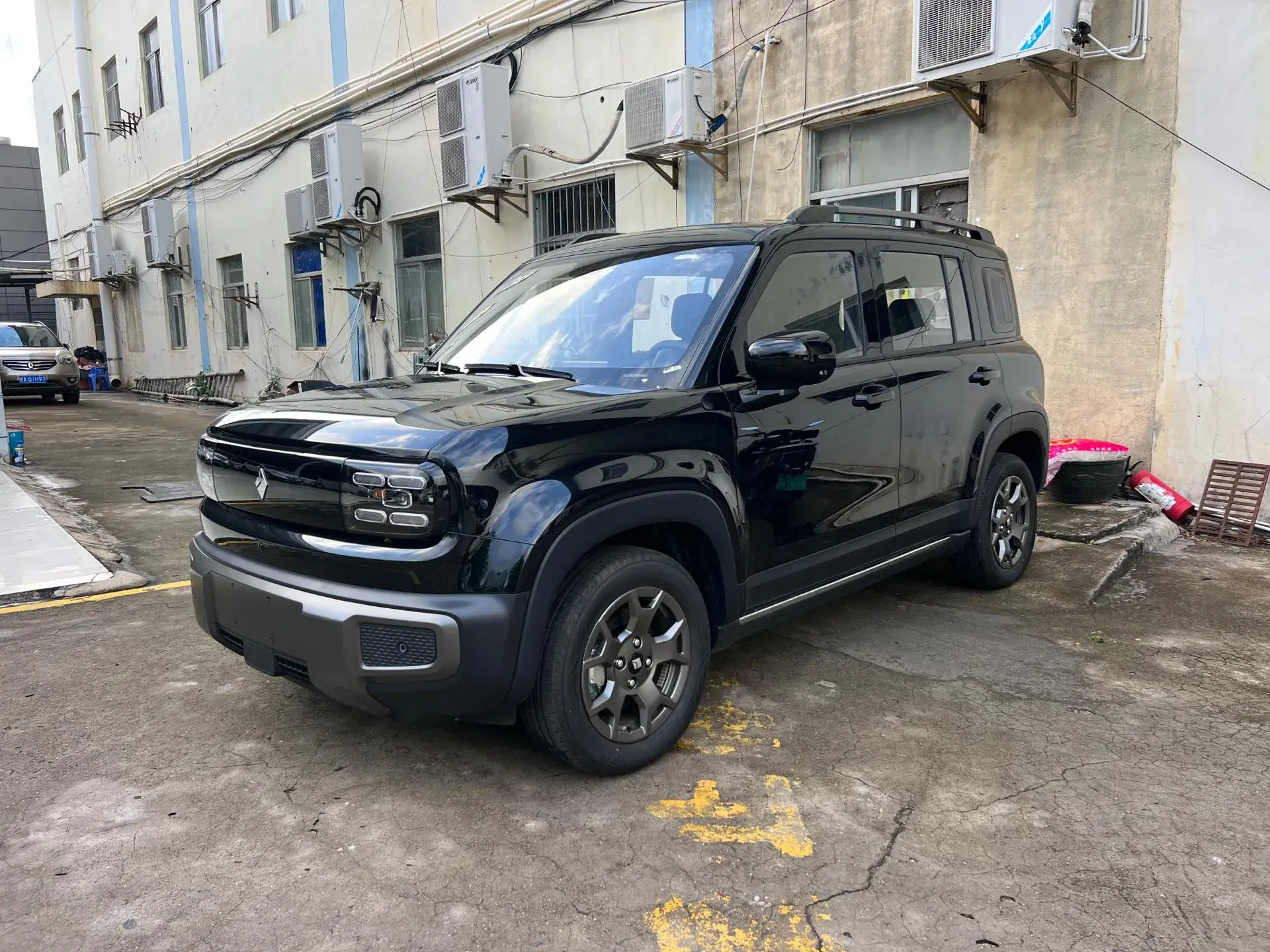 2024 BAOJUN YEPPLUS view 1