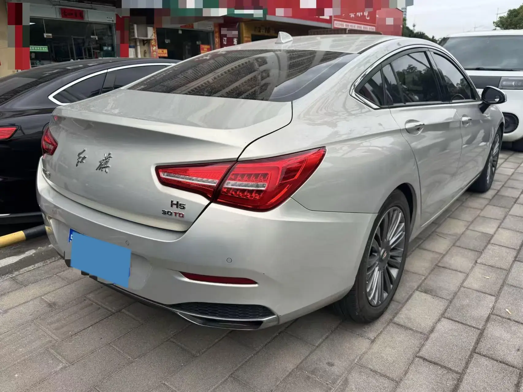 2020 HONGQI H5 thumbnail 4