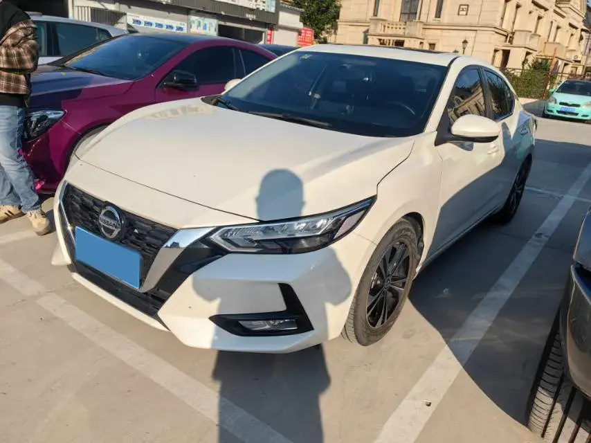 2020 NISSAN SYLPHY view 1