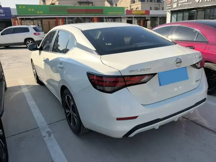 2020 NISSAN SYLPHY thumbnail 4