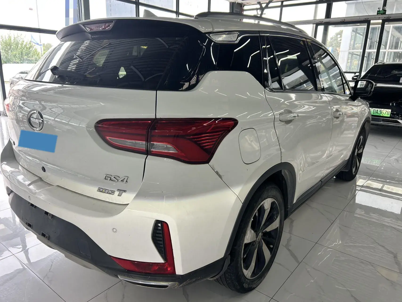 2018 GAC TRUMPCHI thumbnail 4