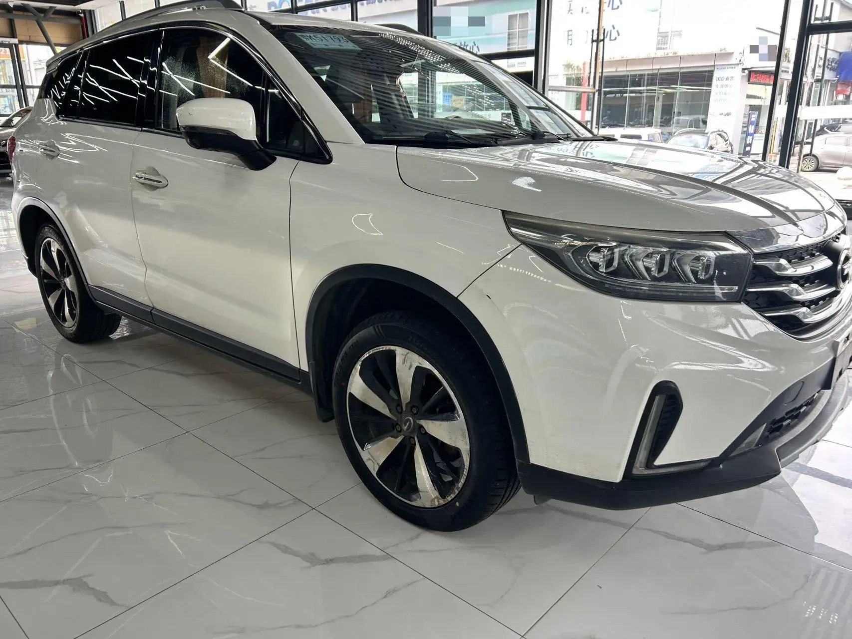 2018 GAC TRUMPCHI thumbnail 3