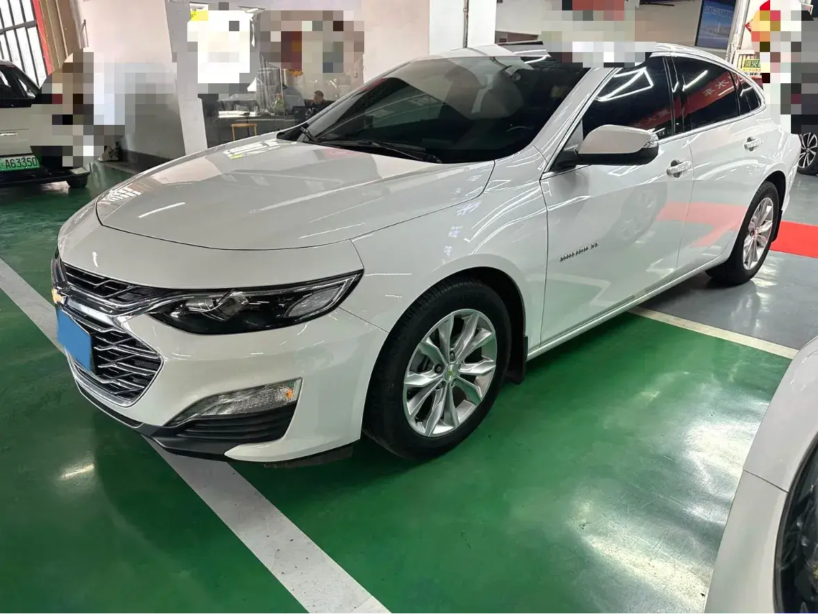 2022 CHEVROLET MALIBU view 1