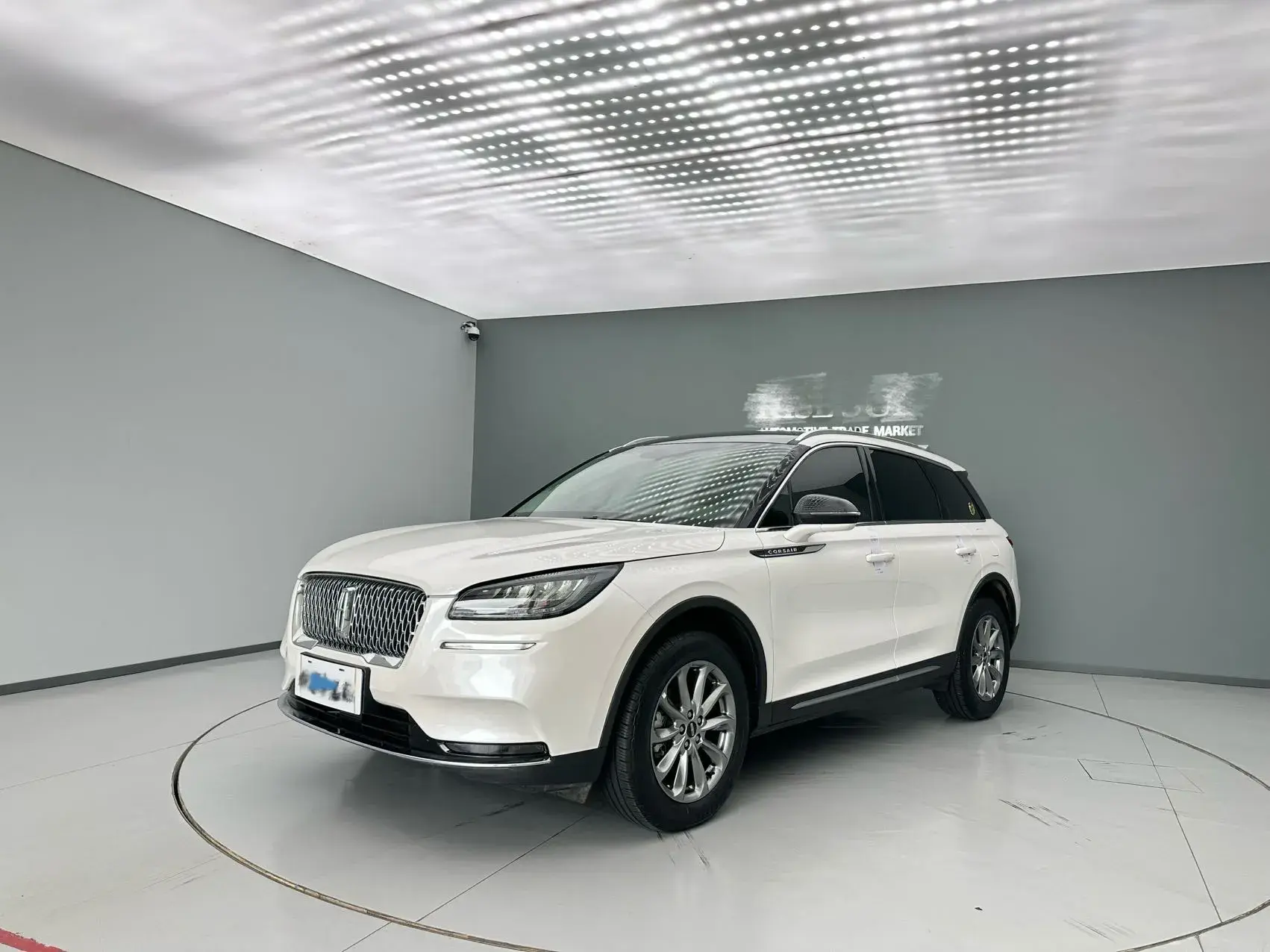 2021 LINCOLN CORSAIR view 1