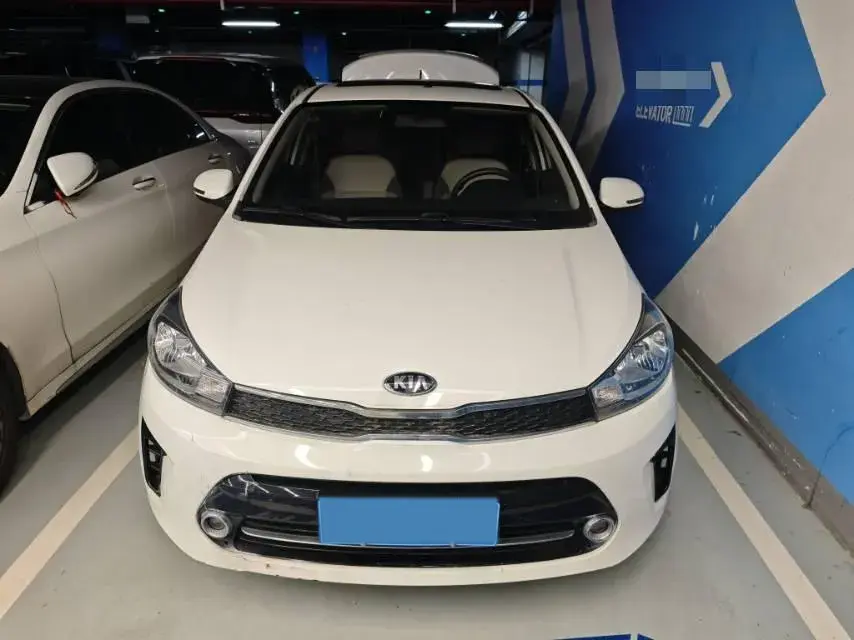 2017 KIA PEGAS thumbnail 2