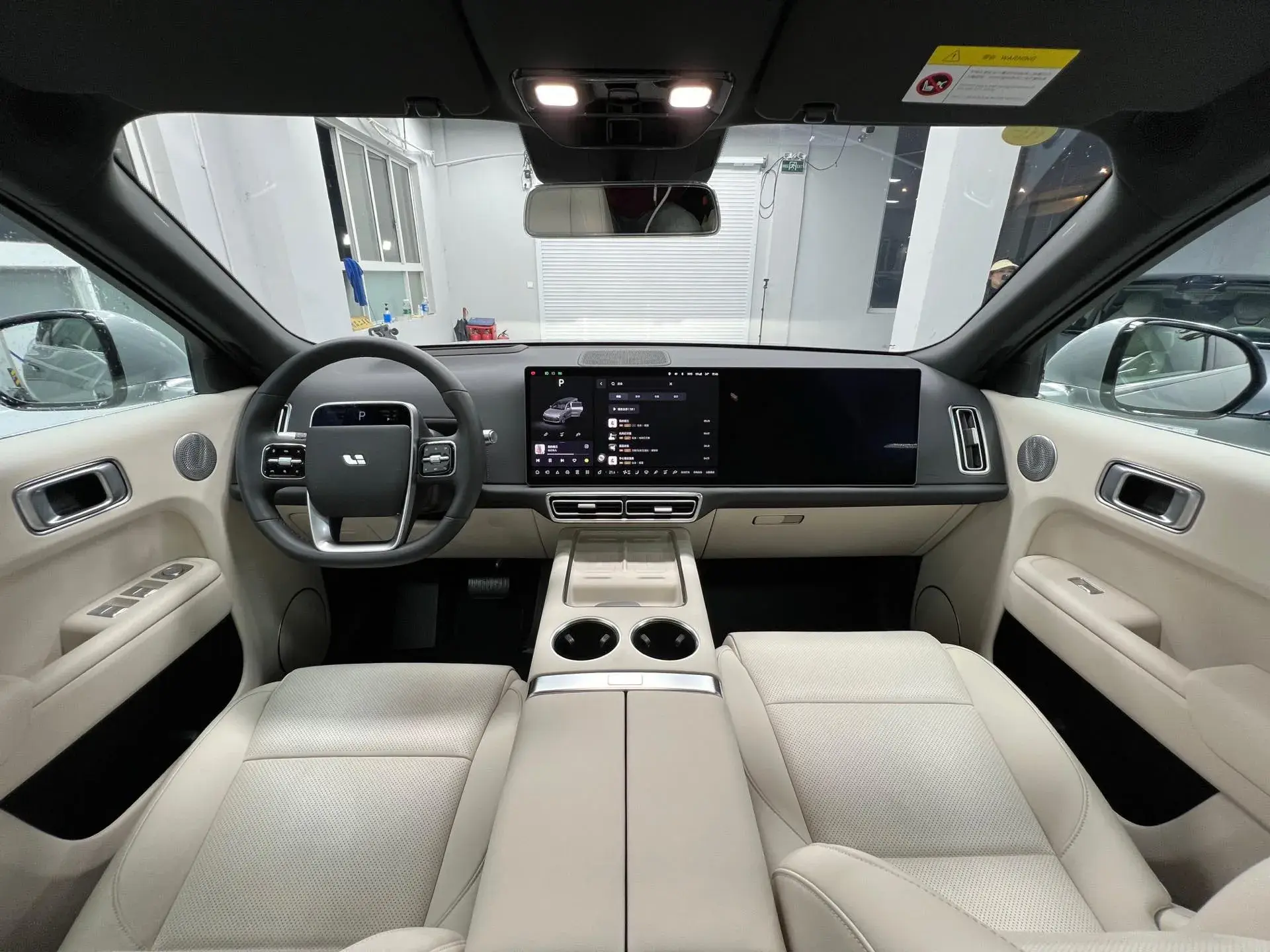 2022 LI L9 thumbnail 4