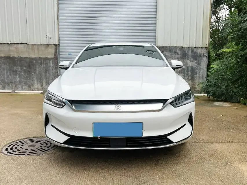 2021 BYD QIN thumbnail 2