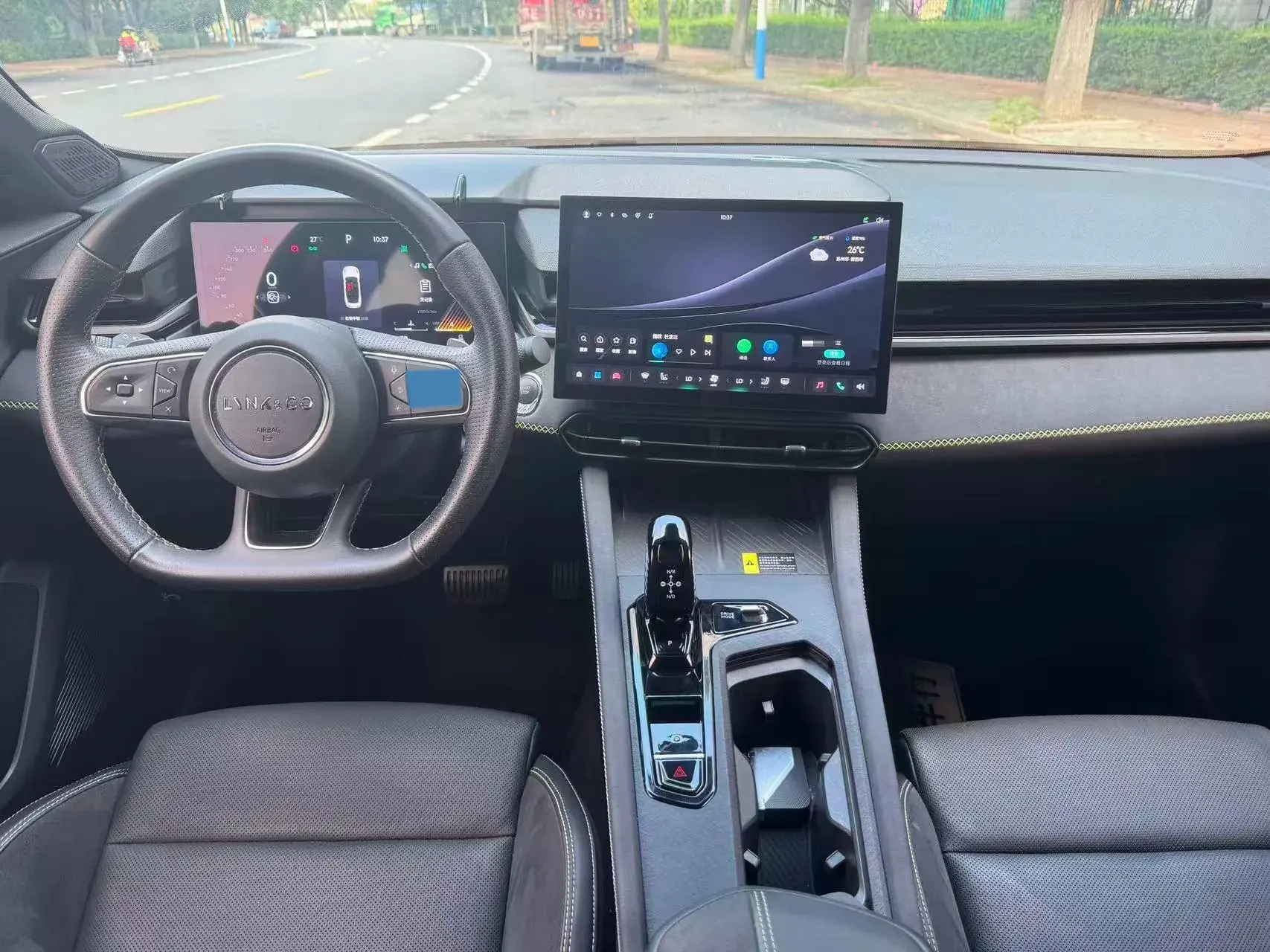 2023 LYNK&CO 03 thumbnail 4