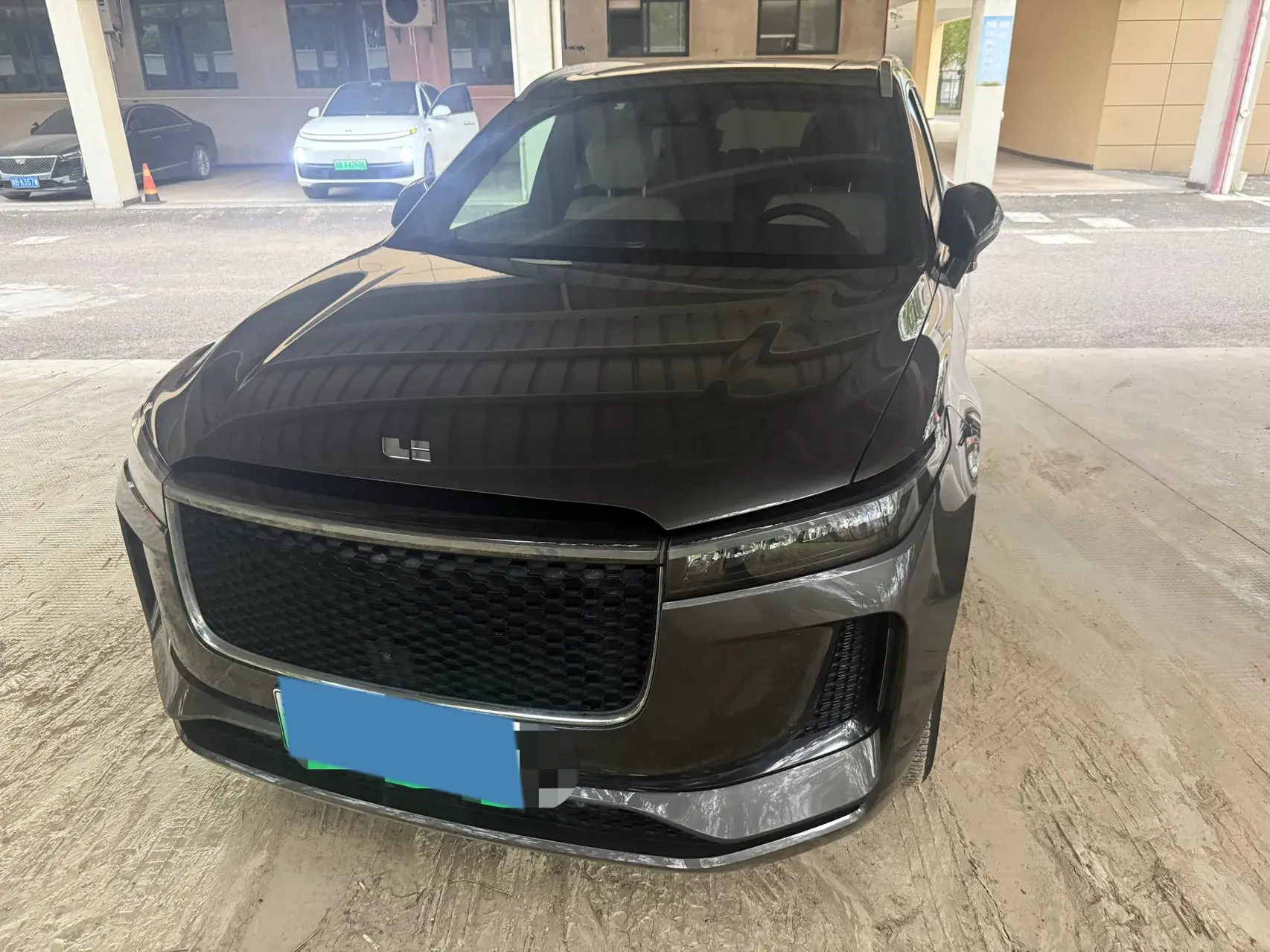 2020 LI ONE thumbnail 2