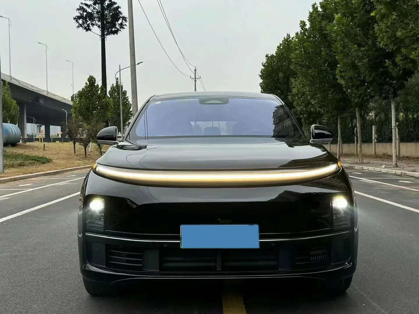 2023 LI L7 thumbnail 2