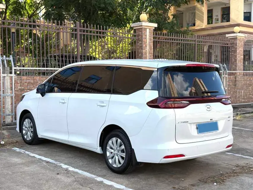 2021 GAC TRUMPCHI thumbnail 3