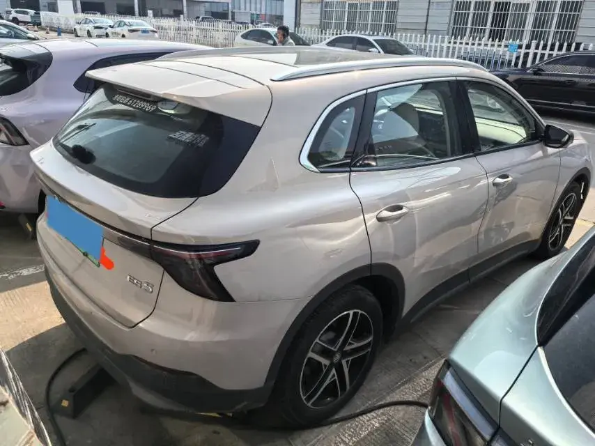 2025 MG MG thumbnail 3