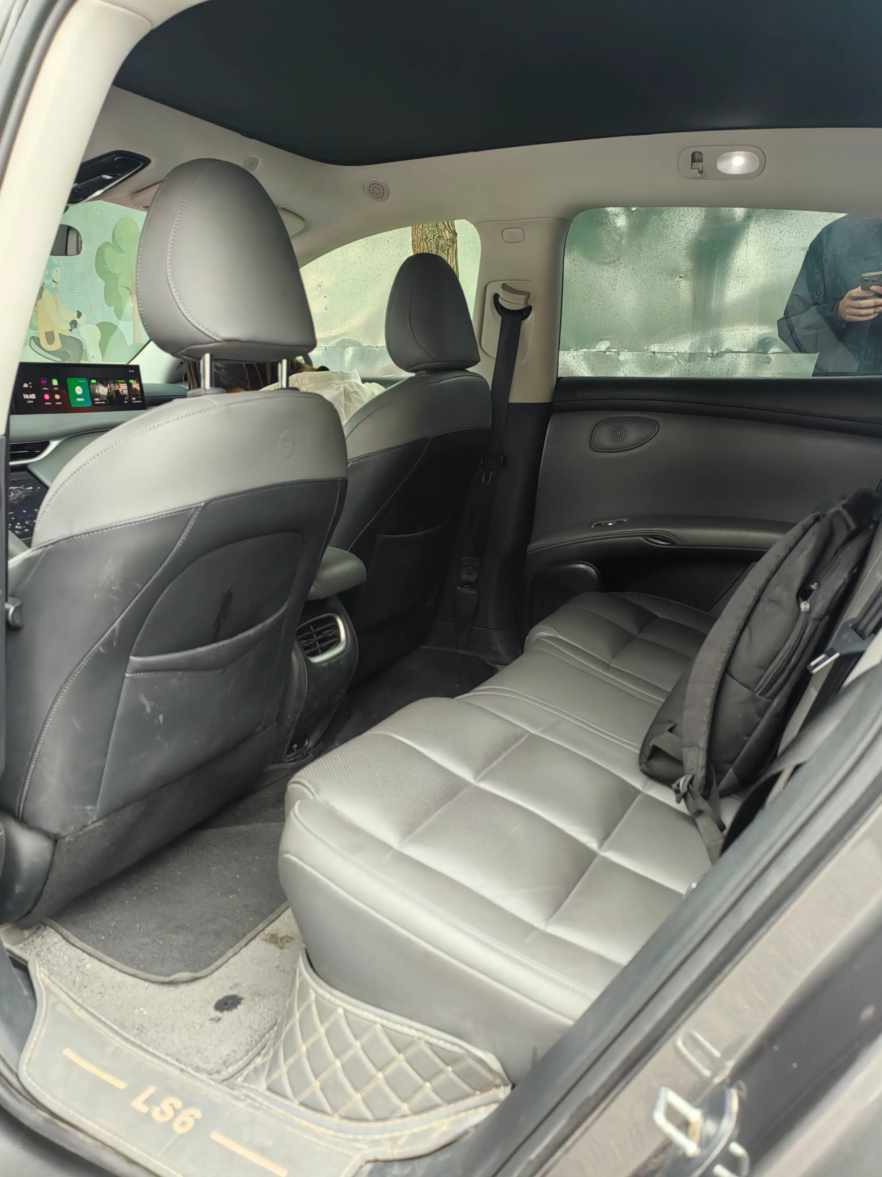 2023 IM LS6 thumbnail 2