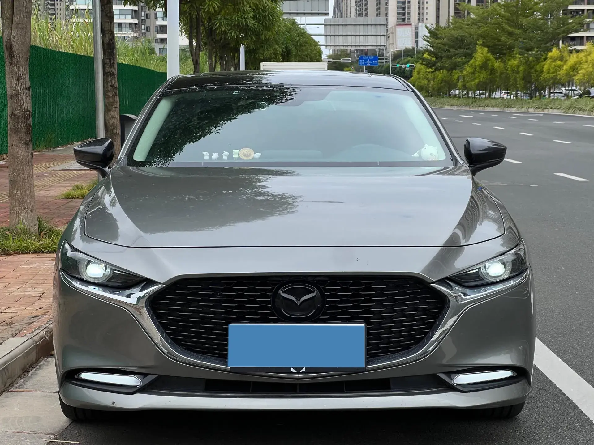 2020 MAZDA 3 thumbnail 2