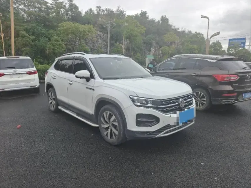 2020 VOLKSWAGEN TAYRON thumbnail 2