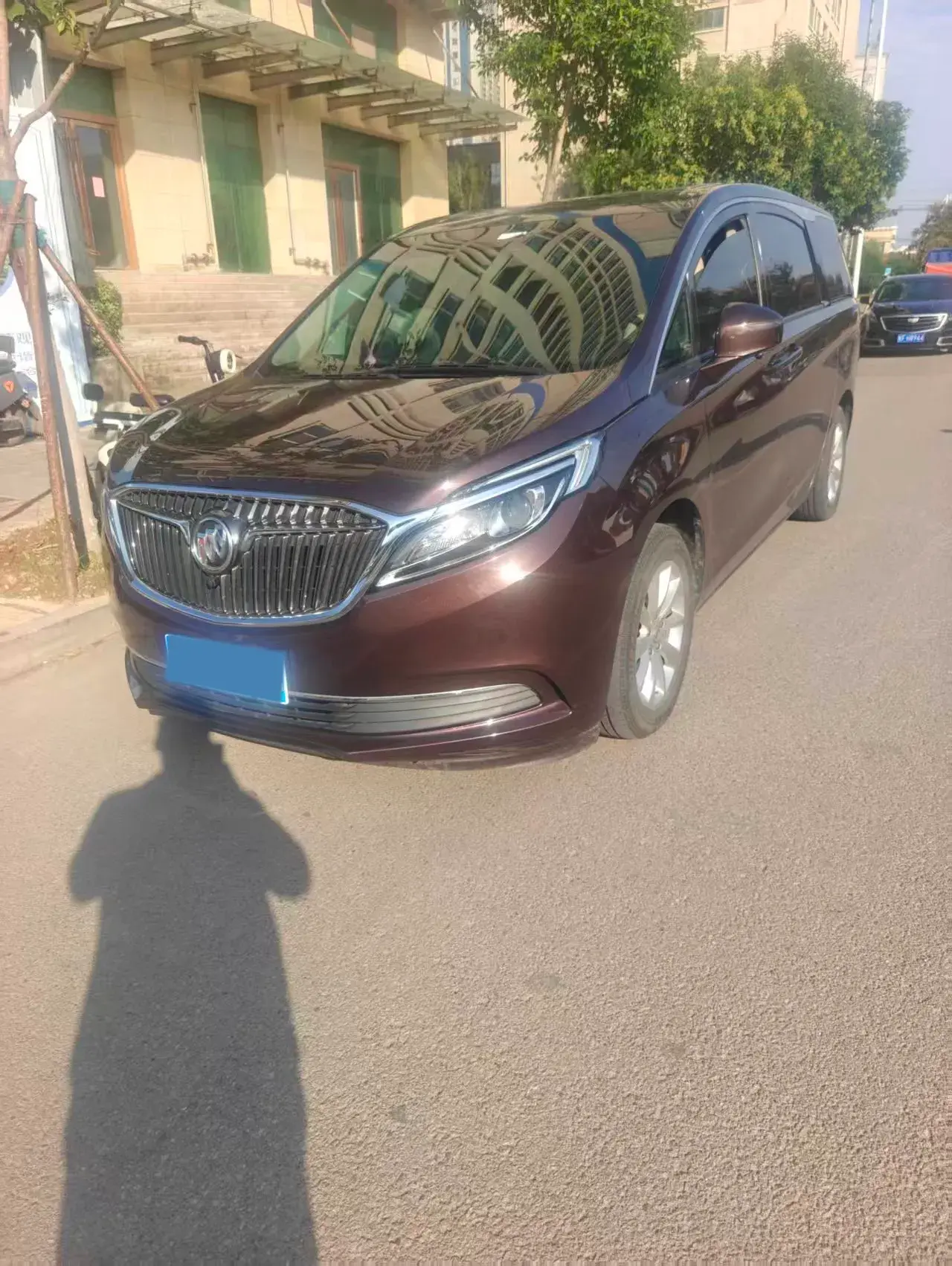 2018 BUICK GL8 view 1