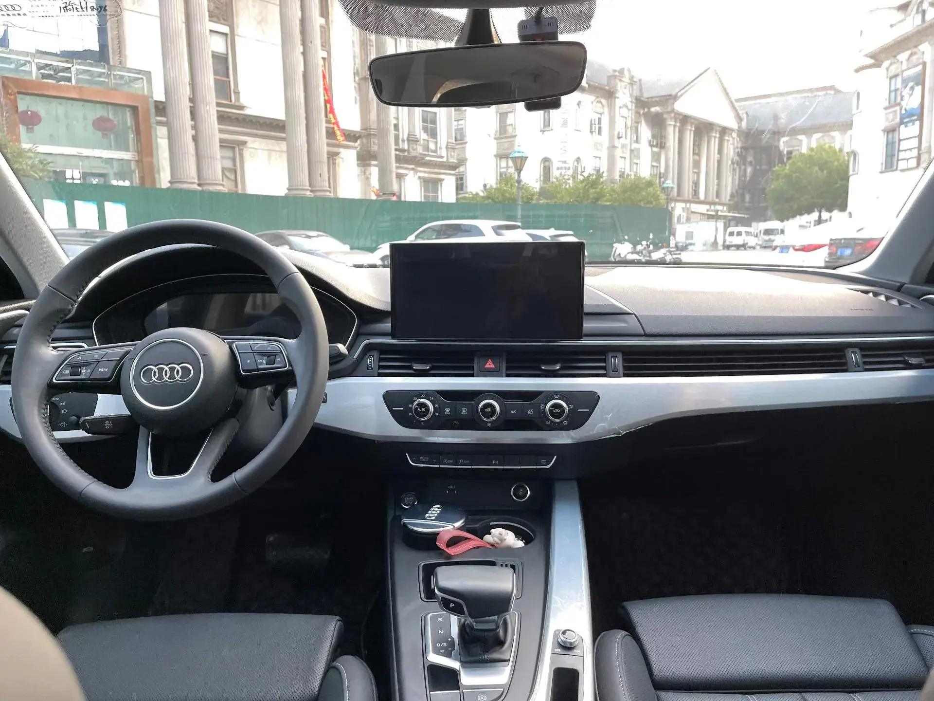 2020 AUDI A4L thumbnail 3