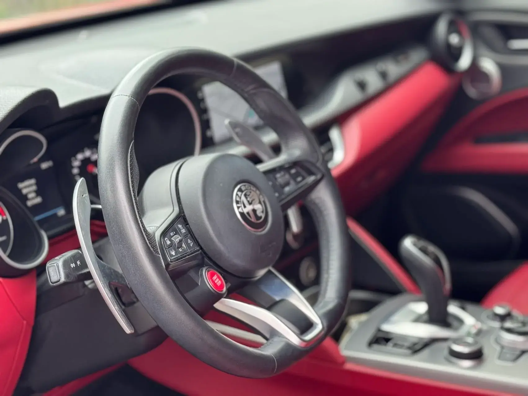 2020 ALFA ROMEO thumbnail 4