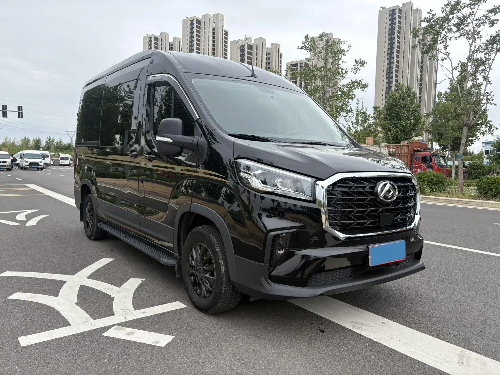 2024 MAXUS XINTU thumbnail 2