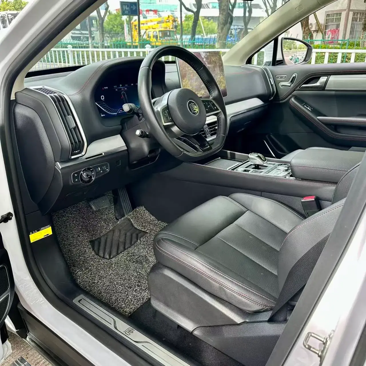 2018 BYD TANG thumbnail 3