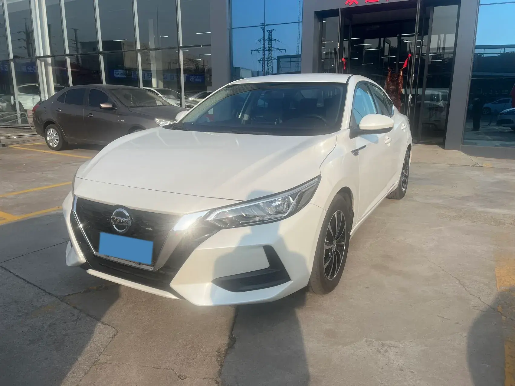 2020 NISSAN SYLPHY view 1