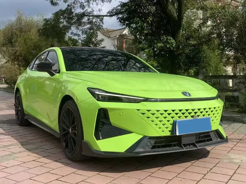 2024 CHANGAN UNI-V thumbnail 2