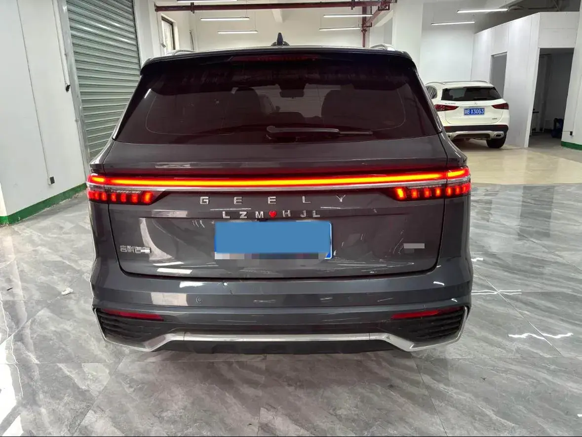 2021 GEELY MONJARO thumbnail 4