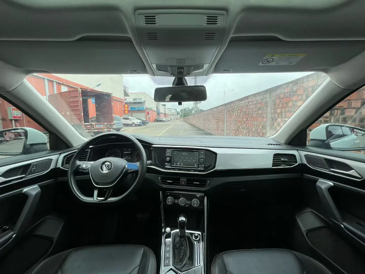 2019 VOLKSWAGEN TAYRON thumbnail 4