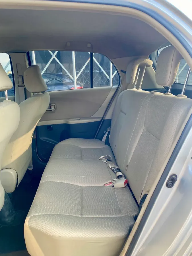 2011 Toyota Yaris 1.6L 118HP L4 4AT,autocango,china used car exporter,china ev exporter,chinese used car exporter,chinese used ev exporter