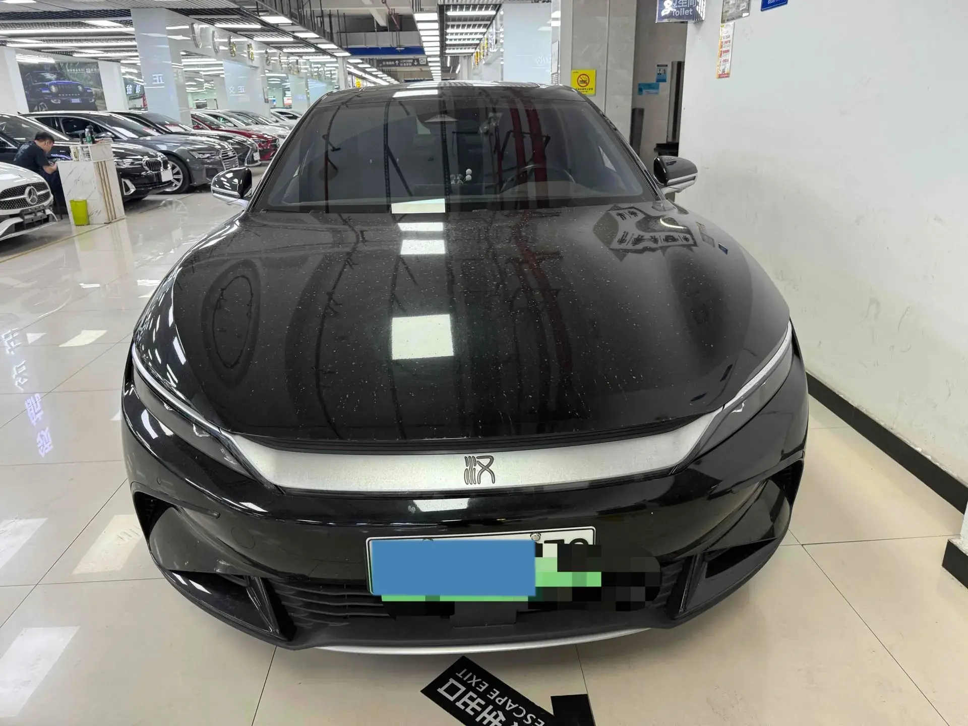 2023 BYD HAN thumbnail 2