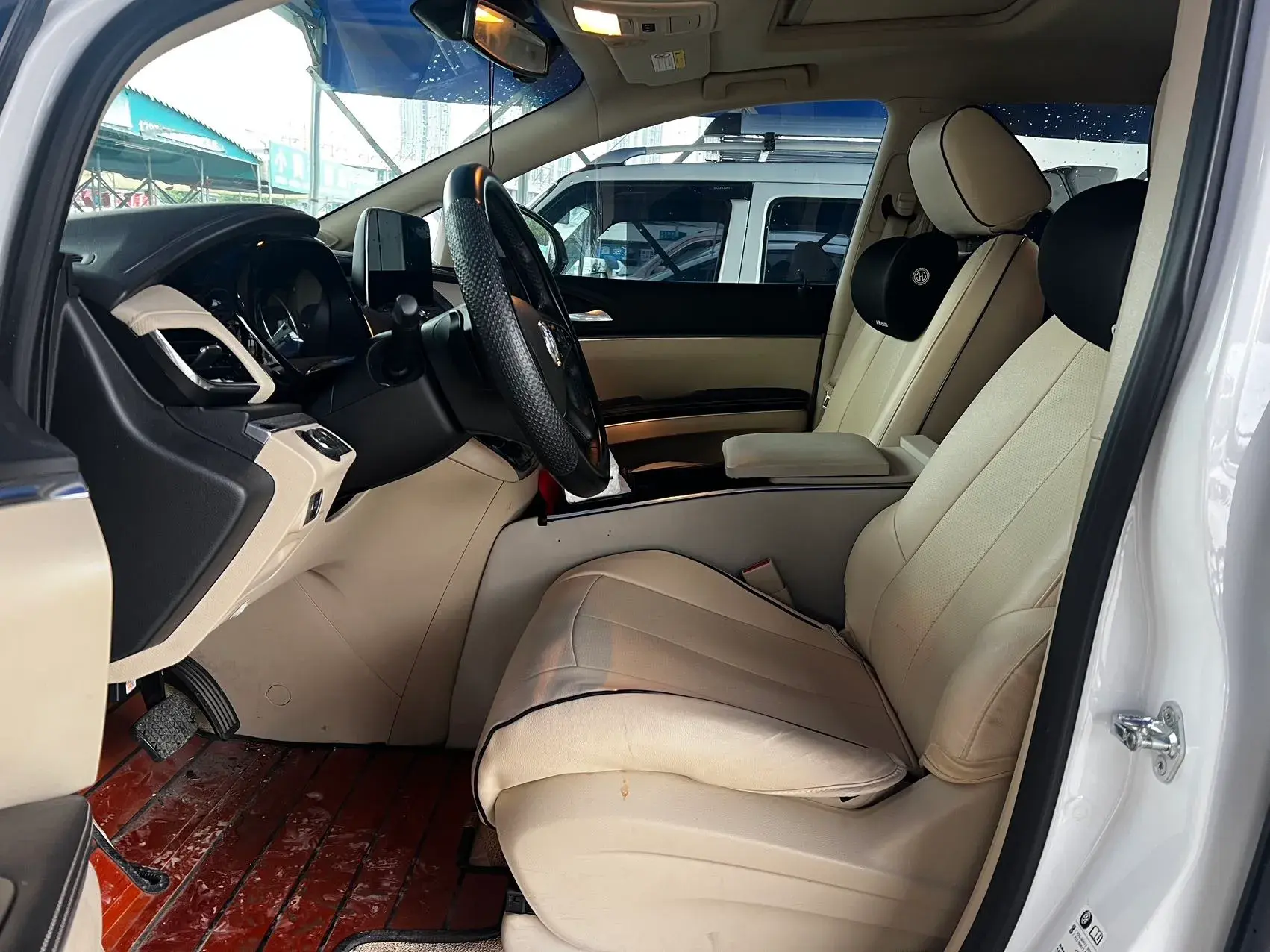 2023 BUICK GL8 thumbnail 3