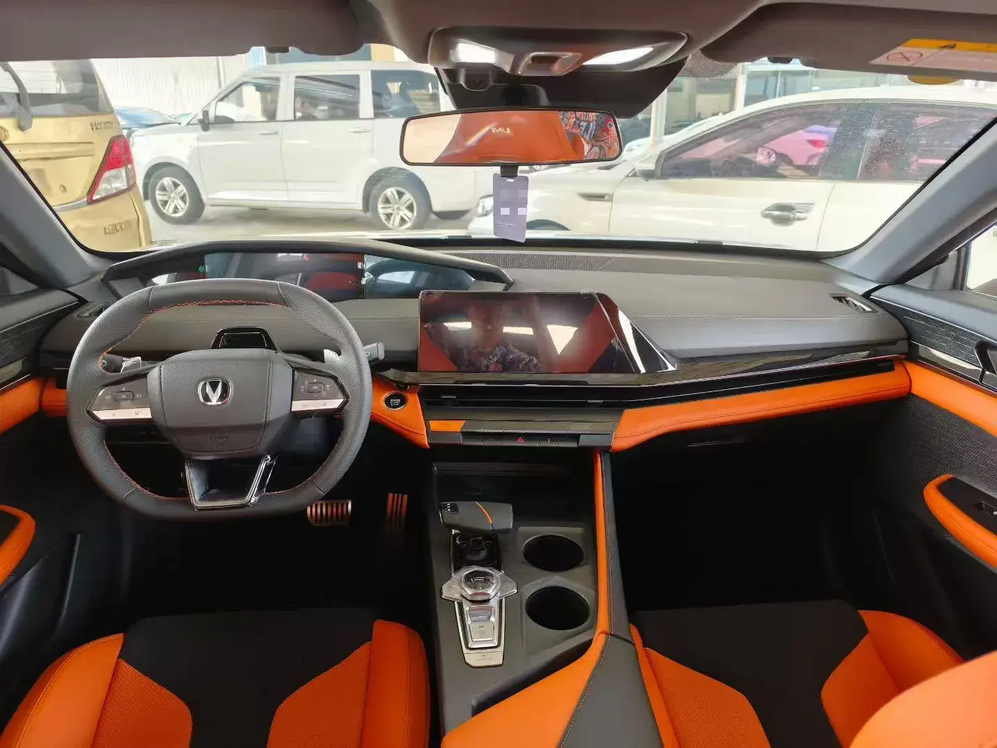 2025 CHANGAN UNI-V thumbnail 4