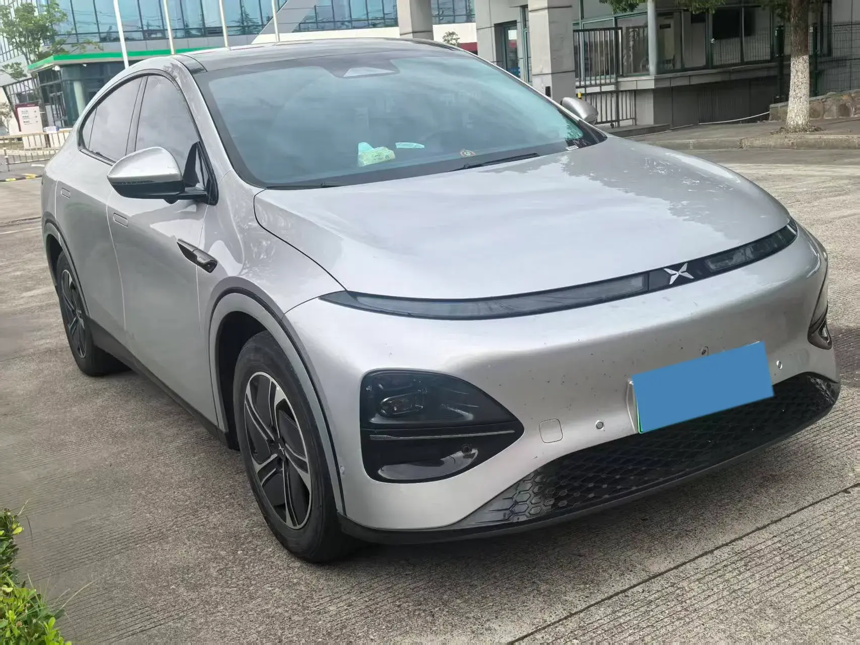 2023 XPENG G6 thumbnail 3