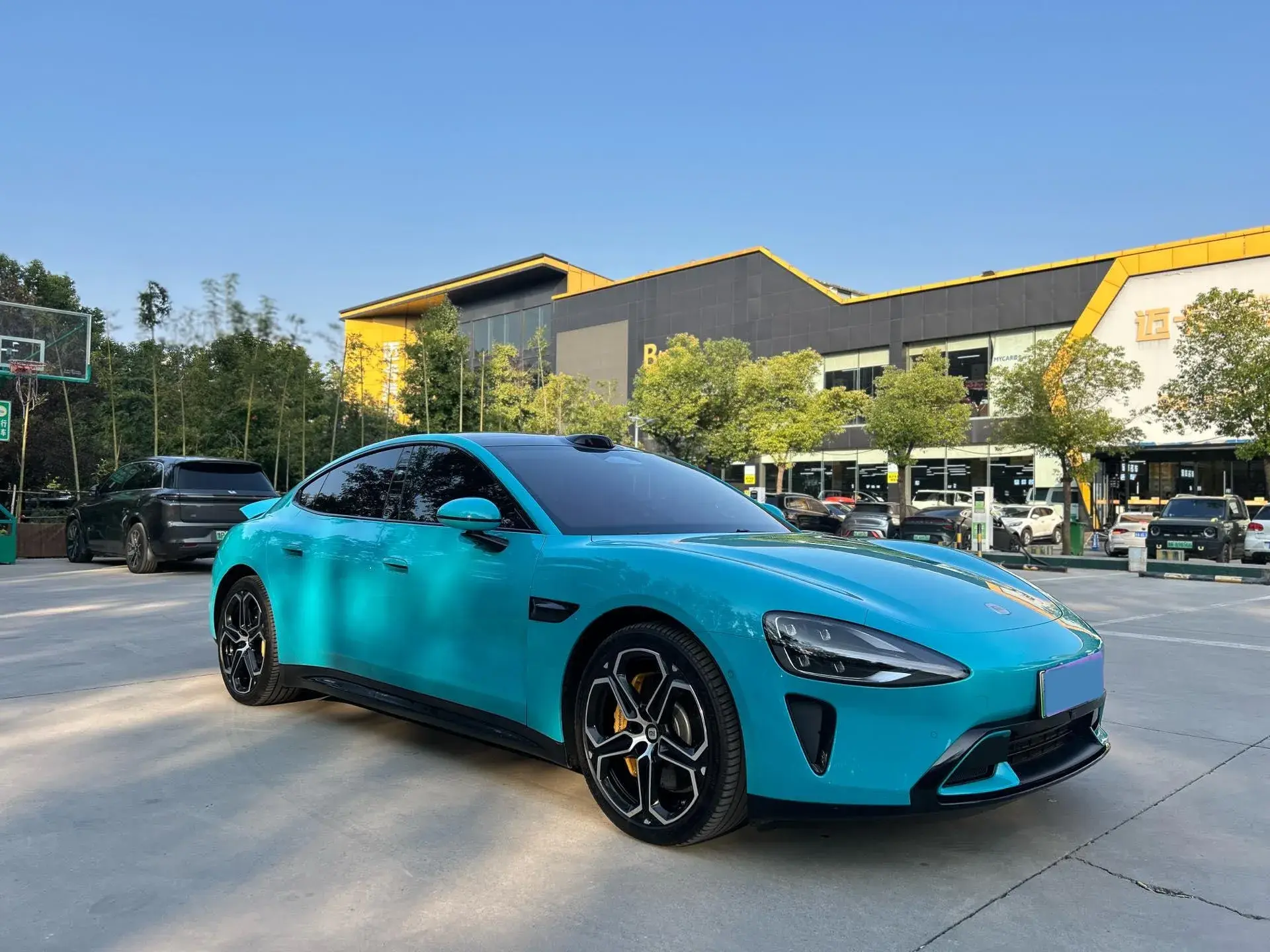 2024 MI SU7 thumbnail 3