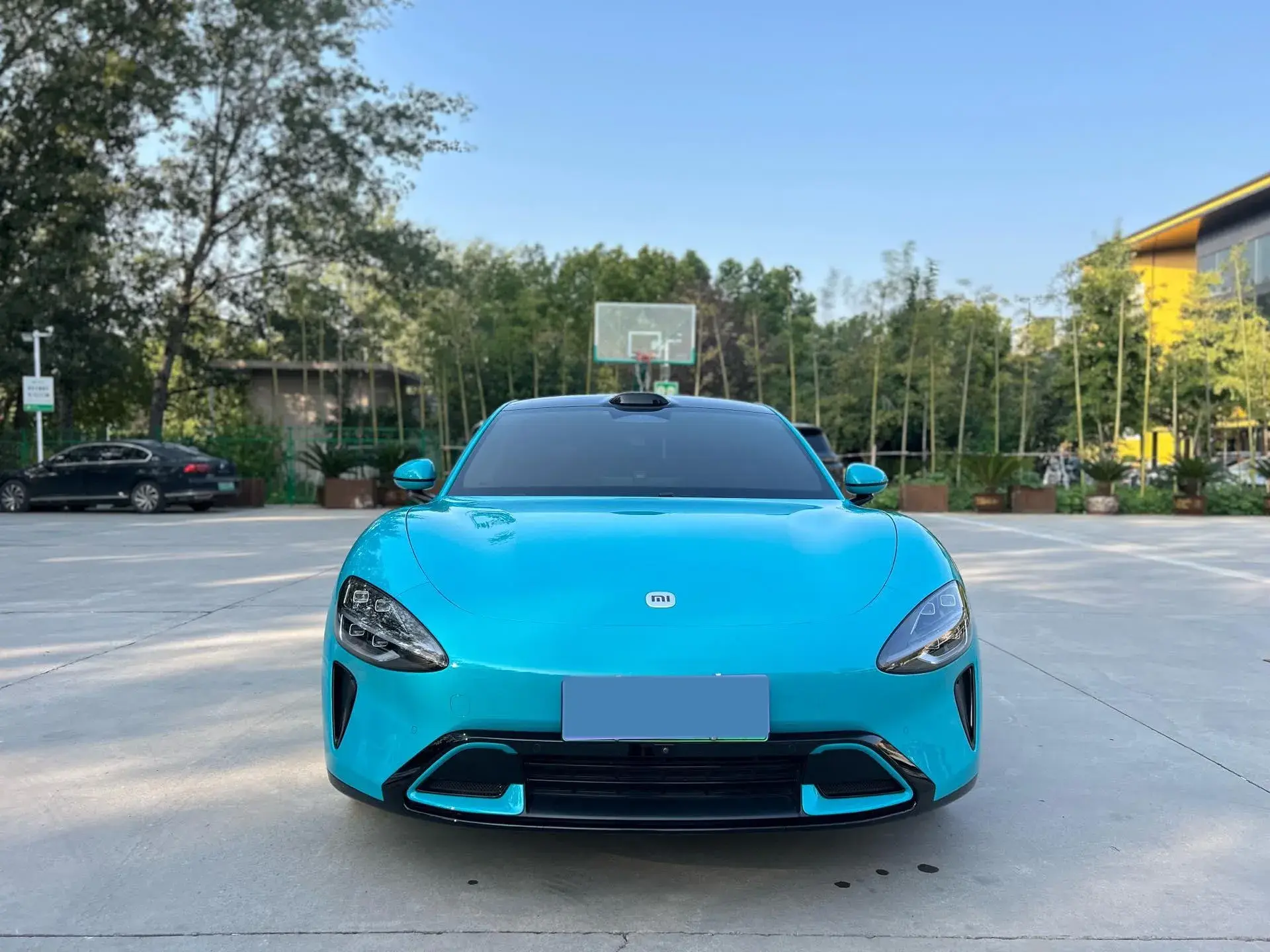 2024 MI SU7 thumbnail 2