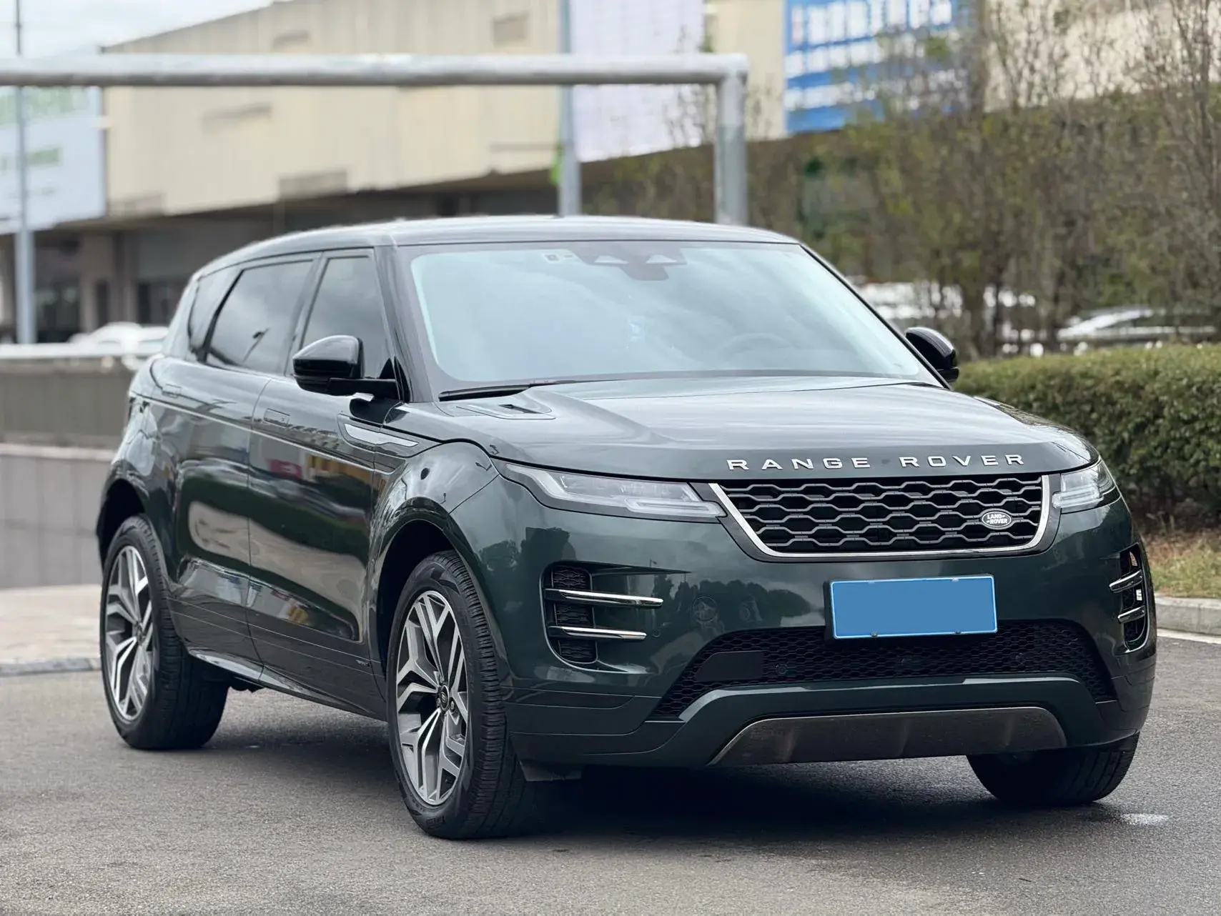 2021 LAND ROVER thumbnail 3