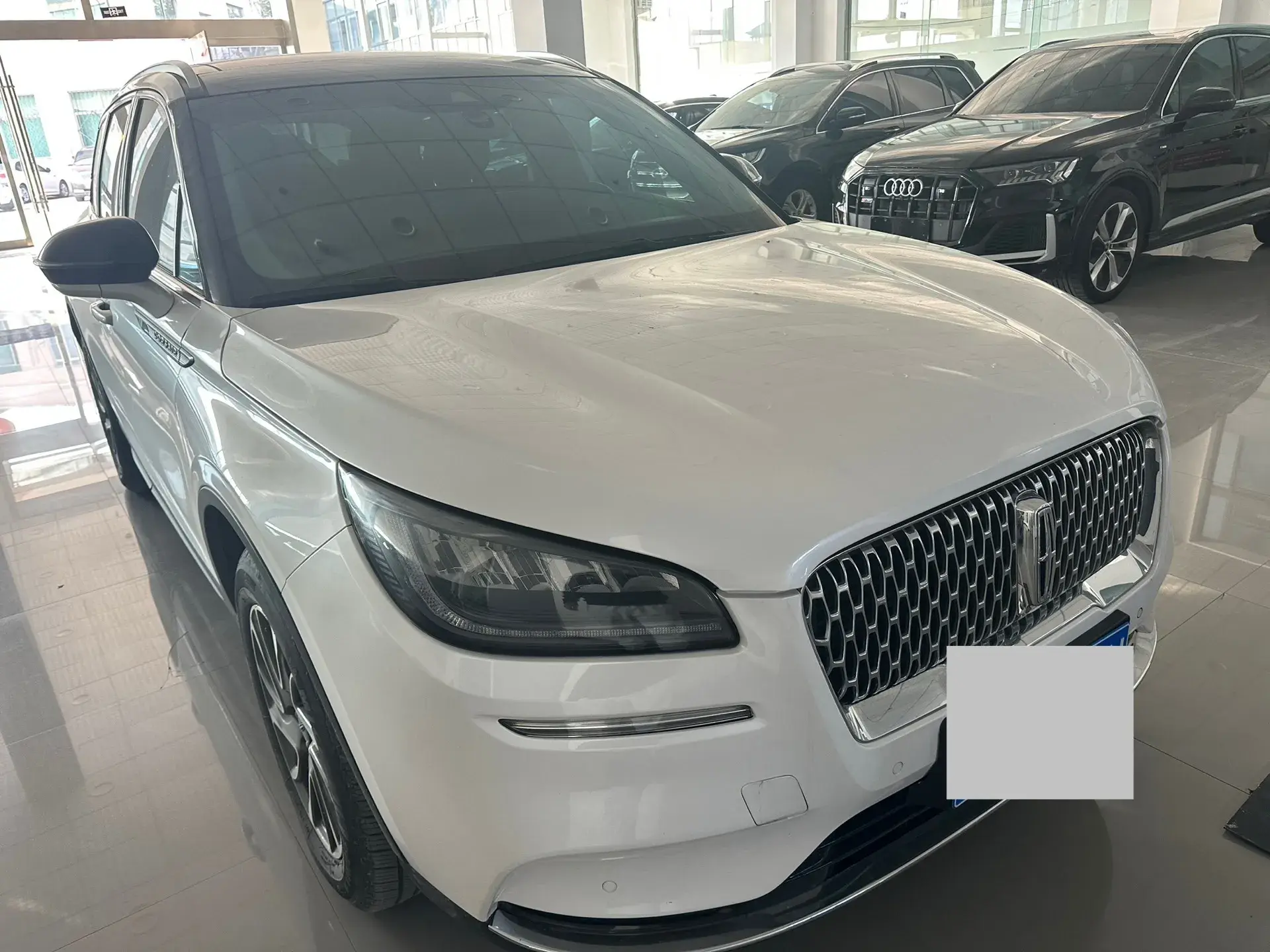 2021 LINCOLN CORSAIR thumbnail 2