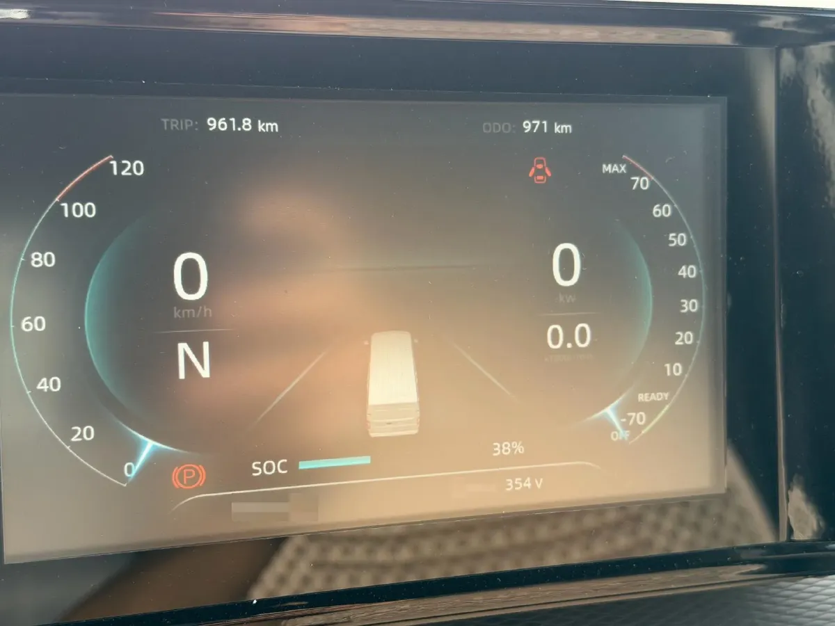 2024 Dongfeng YuFengEM27 BEV 41.472KWH,autocango,china used car exporter,china ev exporter,chinese used car exporter,chinese used ev exporter