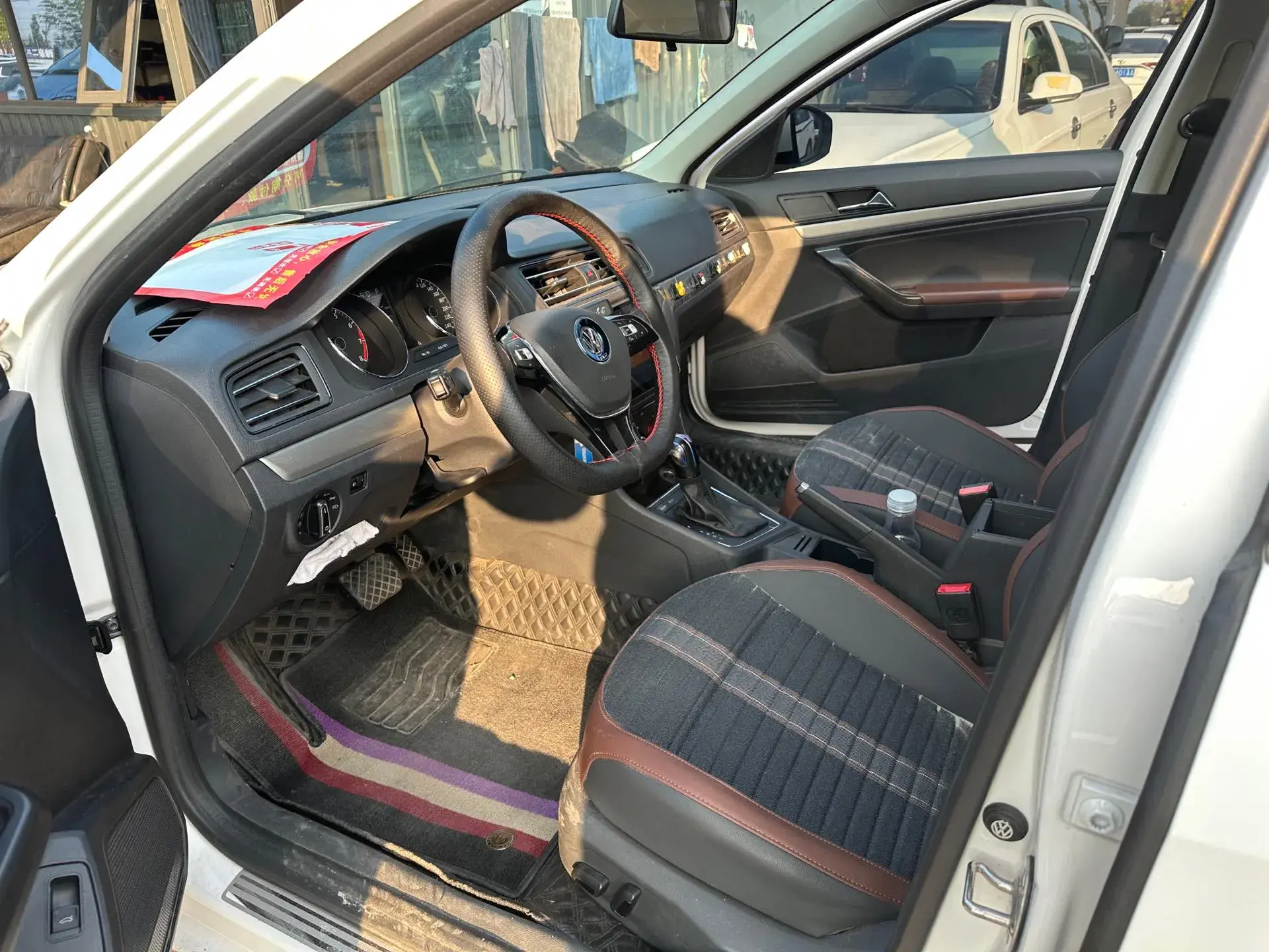 2019 VOLKSWAGEN LAVIDA thumbnail 2