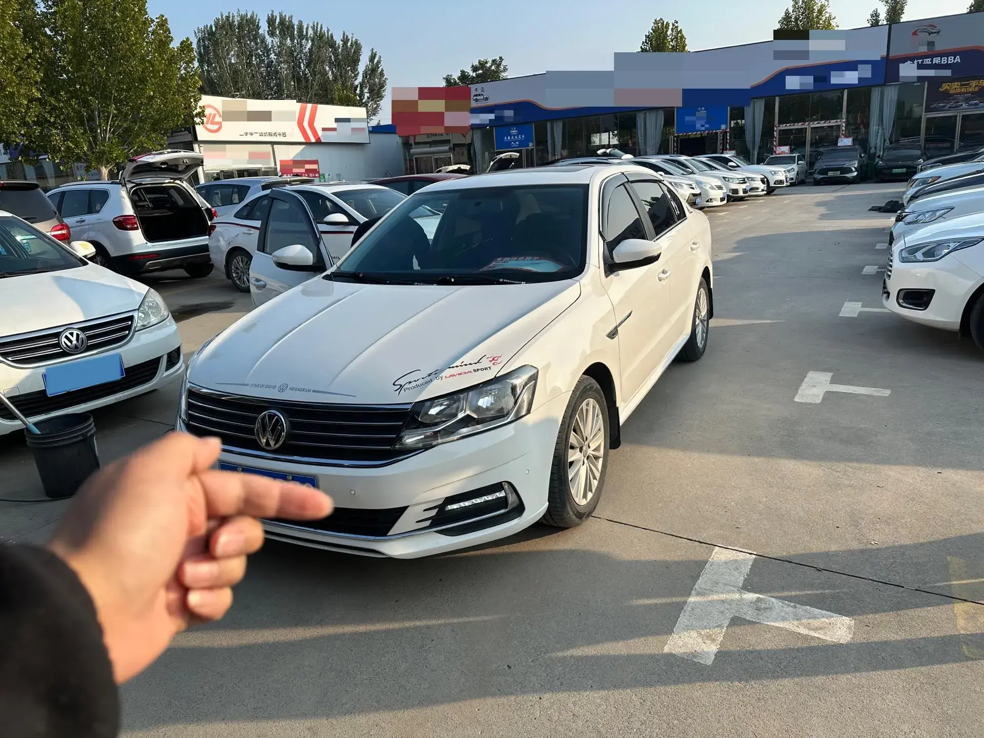 2019 VOLKSWAGEN LAVIDA view 1