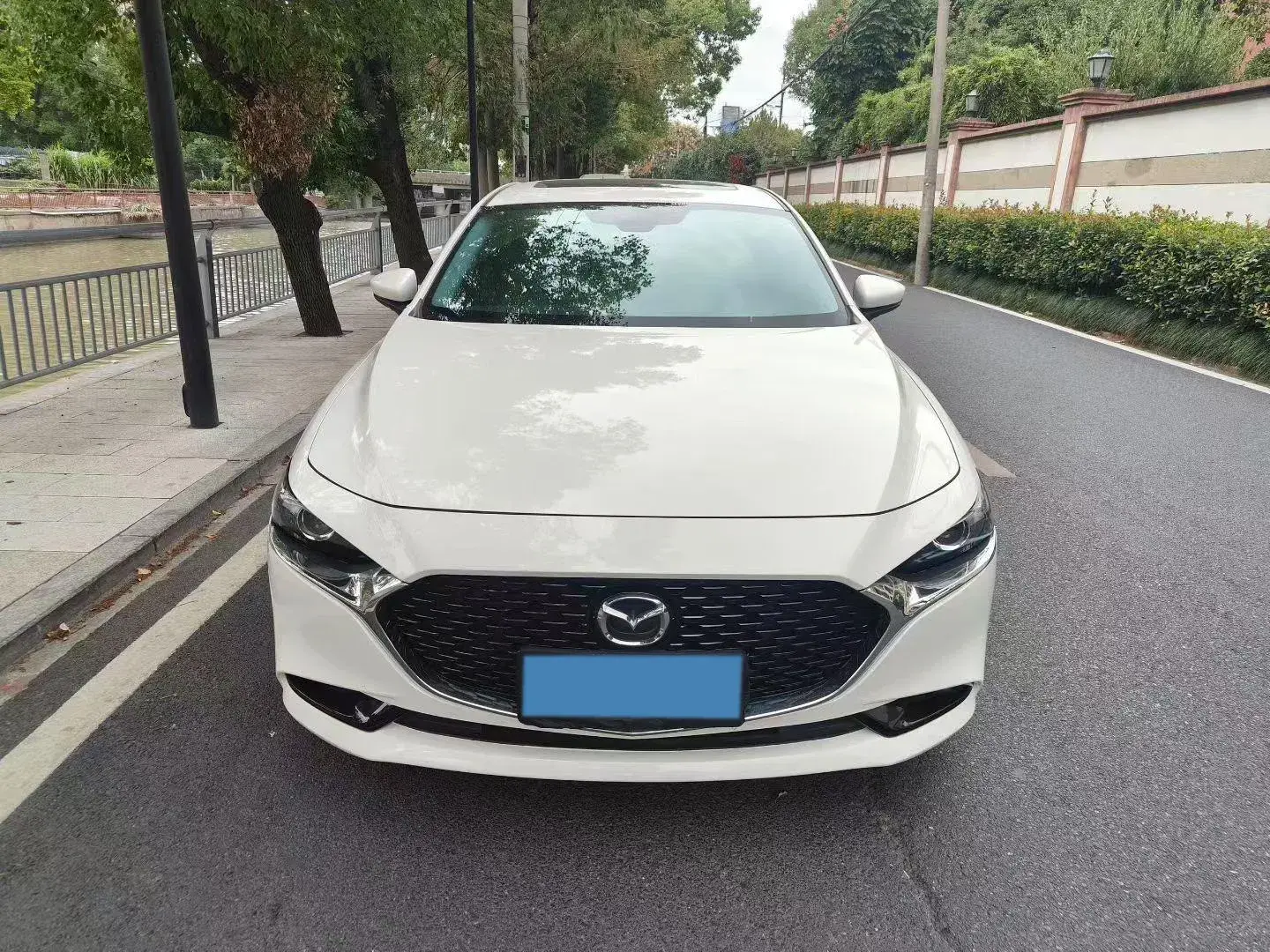 2023 MAZDA 3 thumbnail 2