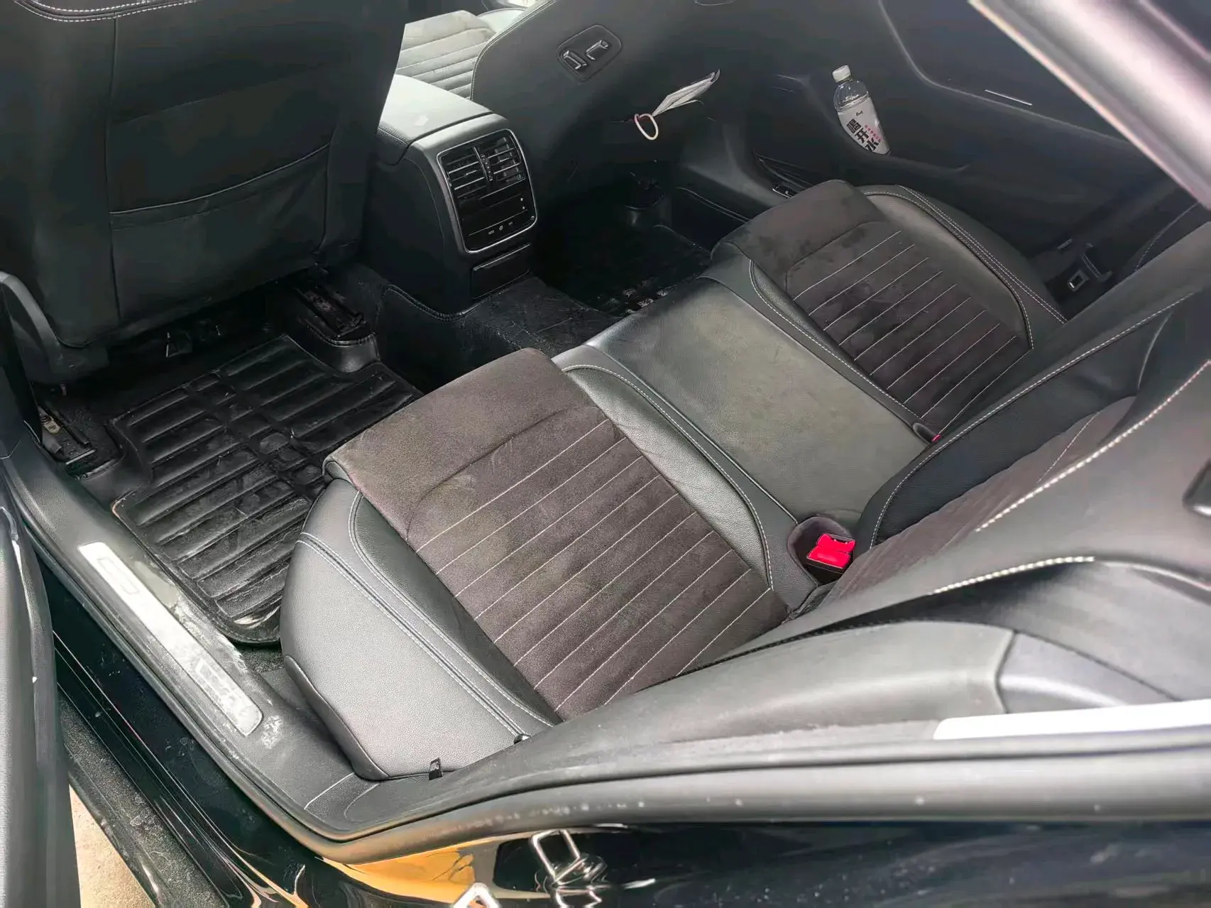 2021 VOLKSWAGEN MAGOTAN thumbnail 4