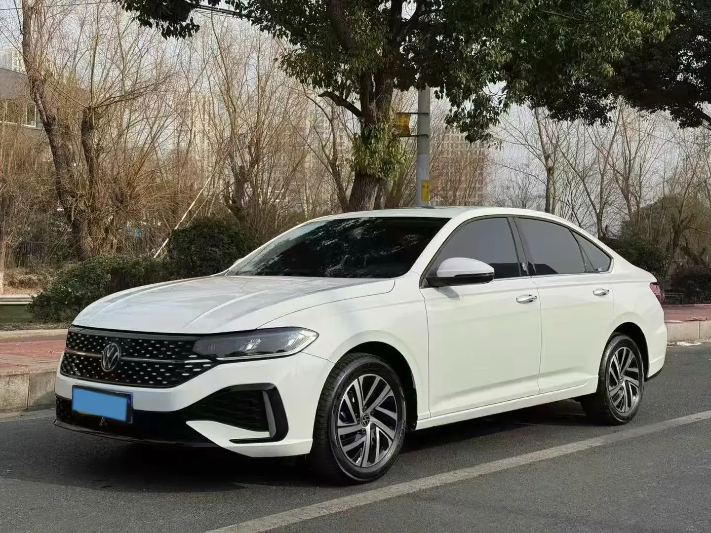 2023 VOLKSWAGEN LAVIDA view 1