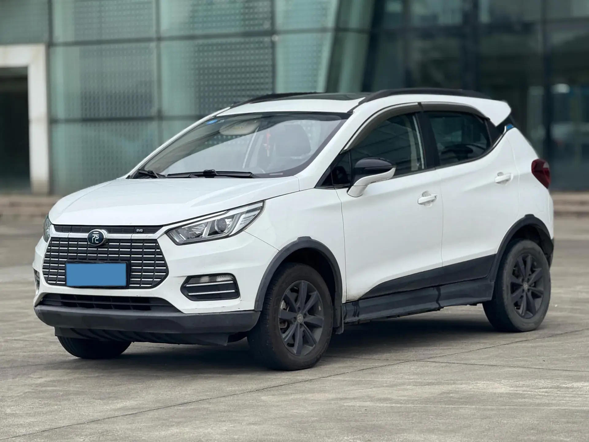 2019 BYD YUAN view 1