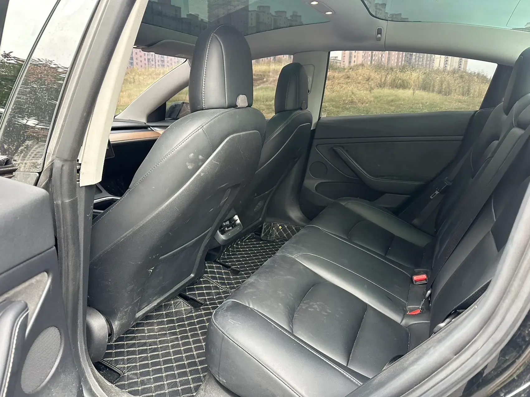 2021 TESLA MODEL thumbnail 4