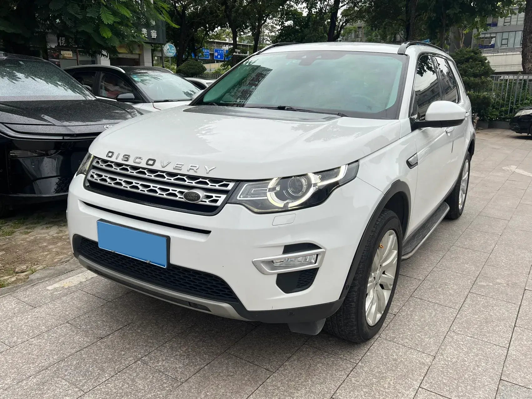 2018 LAND ROVER view 1
